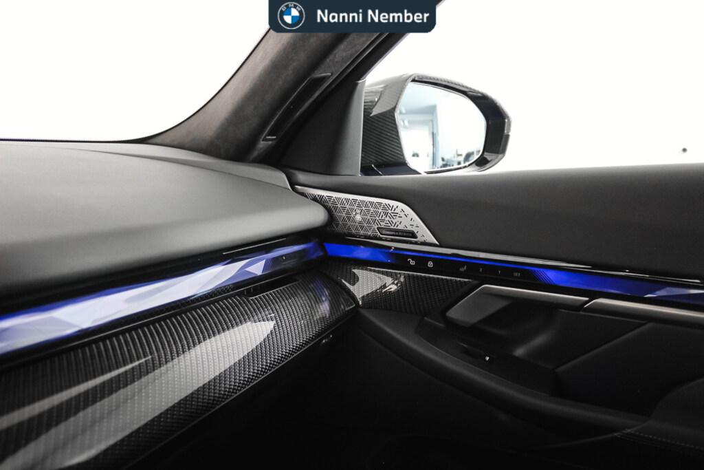 BMW M5 4.4 727cv auto