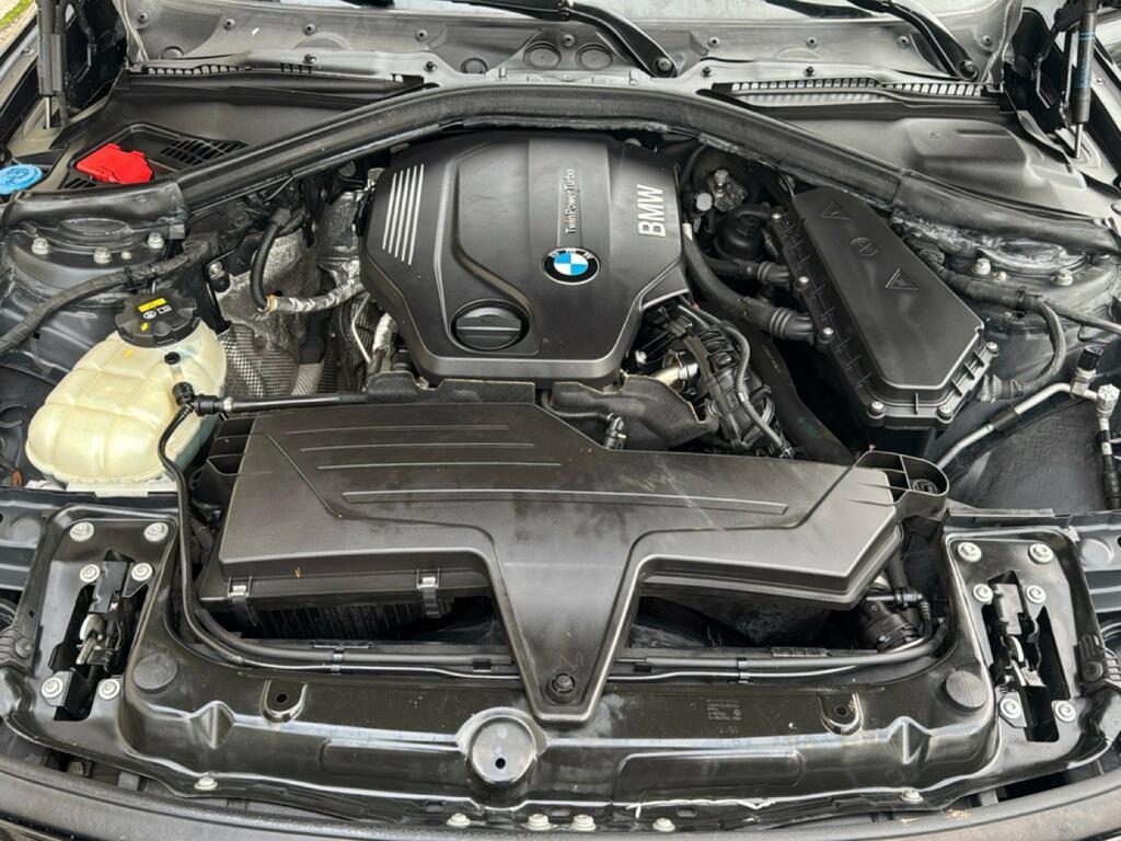 BMW Serie 3 318d Touring Business Advantage auto