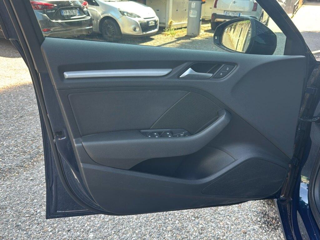Audi A3 Sportback 35 1.5 tfsi Business 150cv