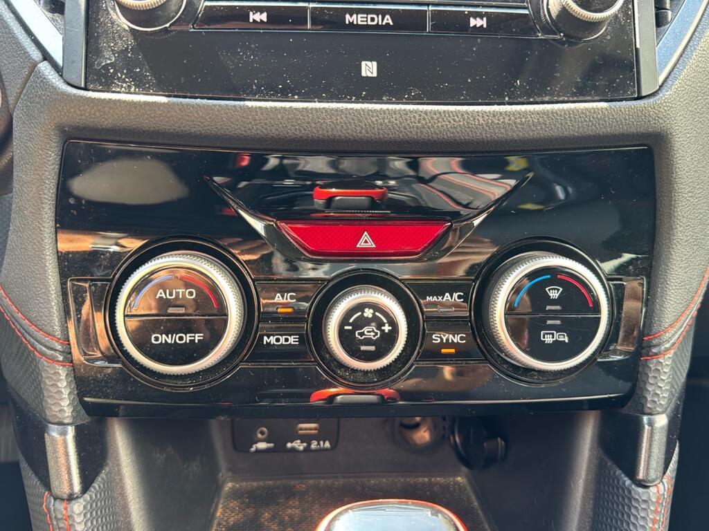 Subaru Forester 2.0 e-boxer 4Adventure lineartronic