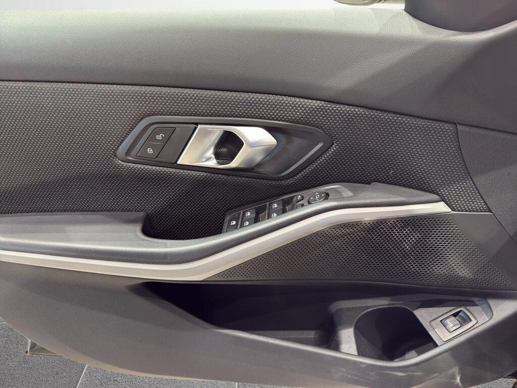 BMW Serie 3 316d Touring mhev 48V auto