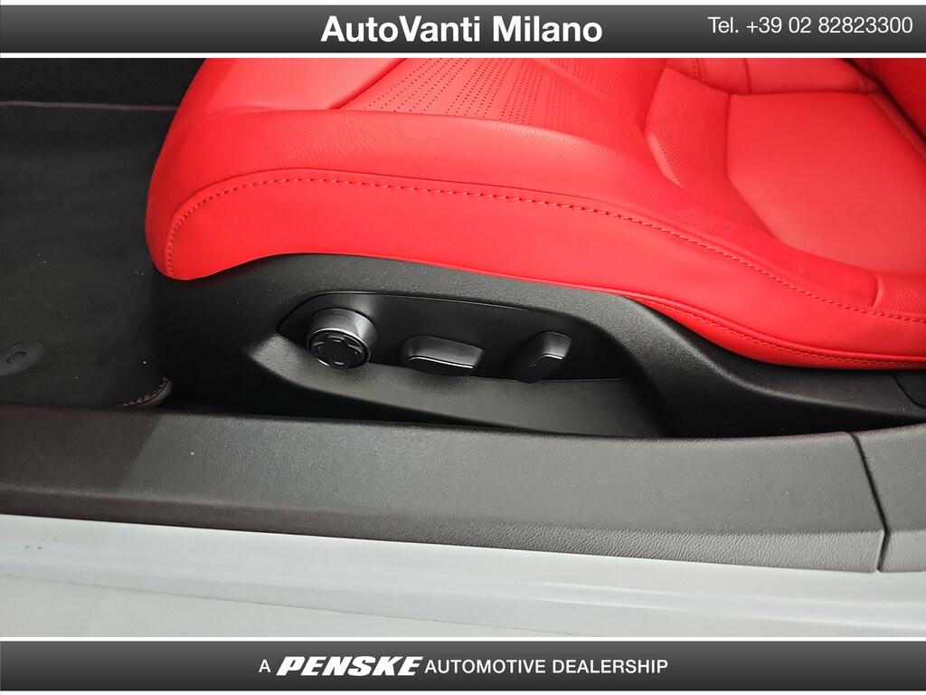 Corvette C8 Stingray Cabrio 6.2 2LT auto