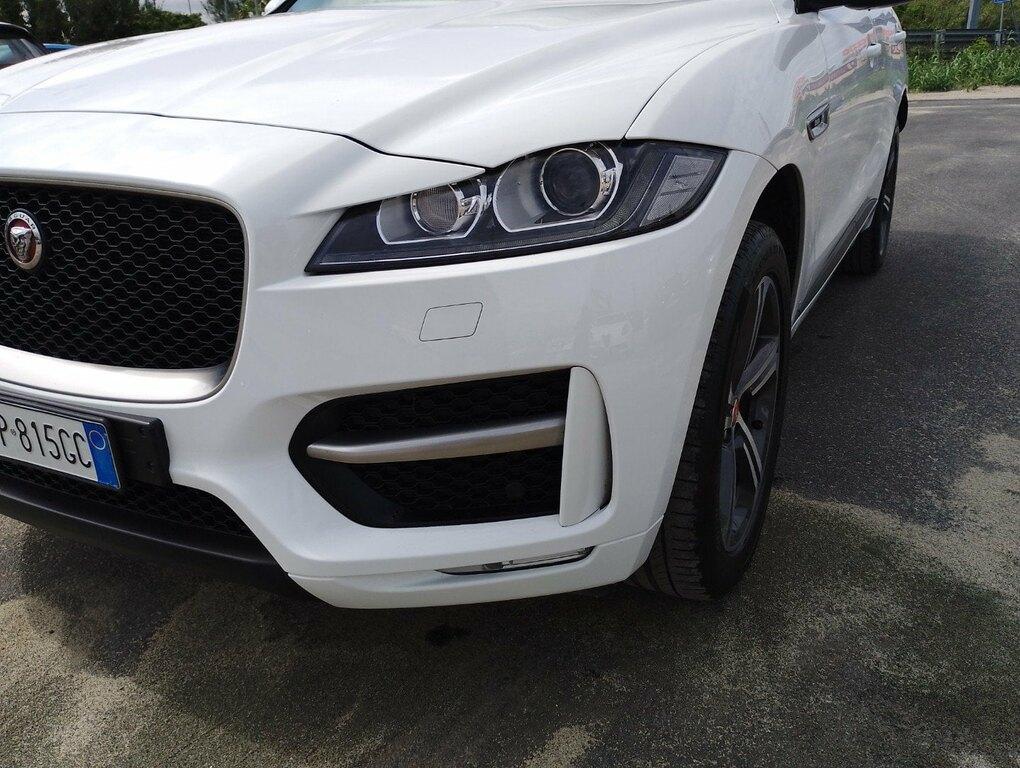 Jaguar F-Pace 2.0d i4 R-Sport awd 240cv auto my18