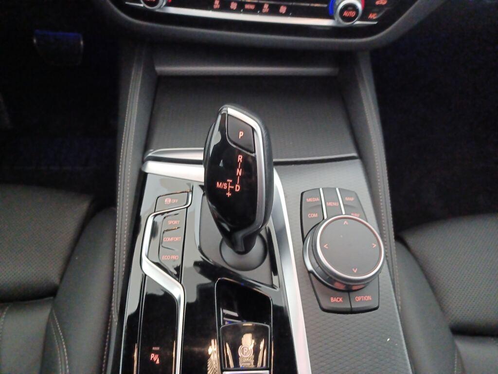 BMW Serie 5 520d Touring mhev 48V xdrive Msport auto