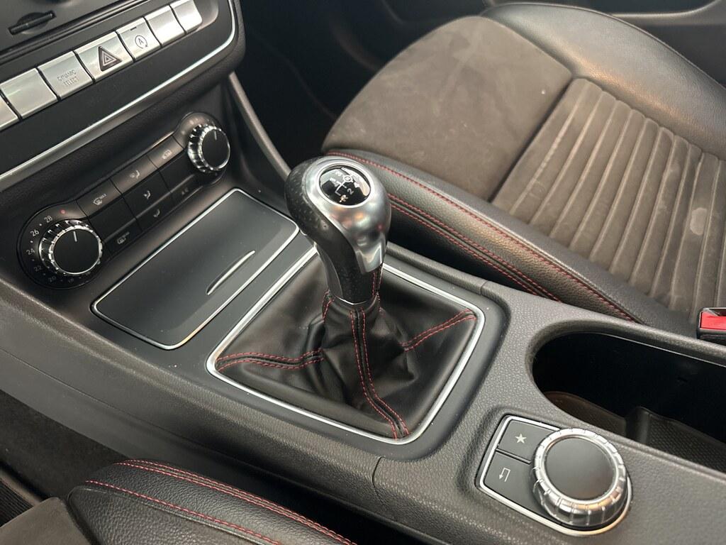 Mercedes CLA 180 d Premium FL