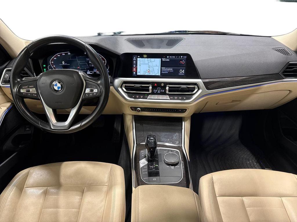 BMW Serie 3 320d Touring mhev 48V xdrive Luxury auto