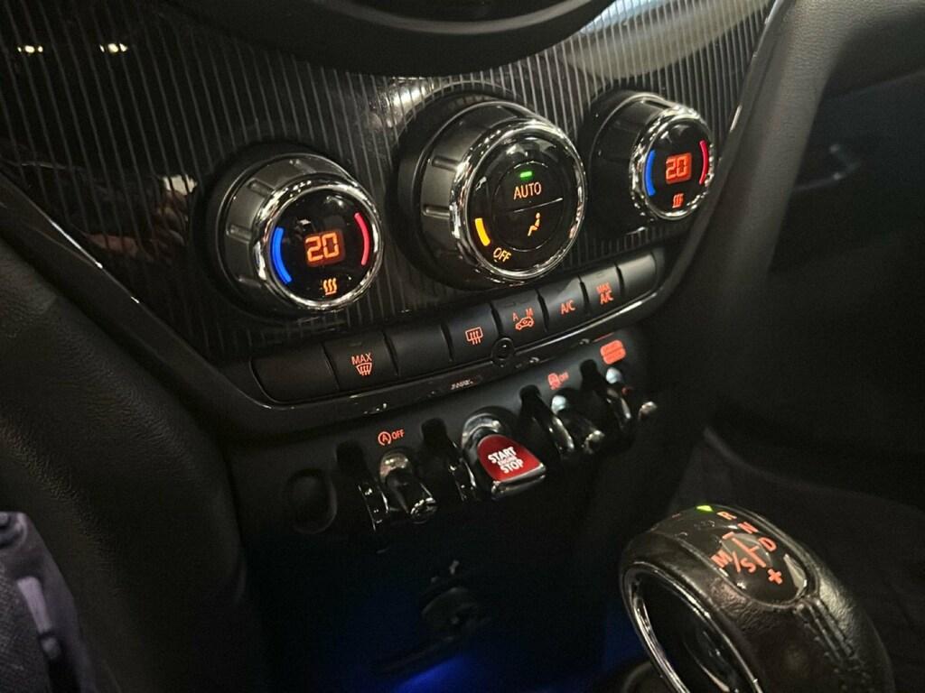 Mini One Countryman 1.5 TwinPower Turbo One Hype Steptronic