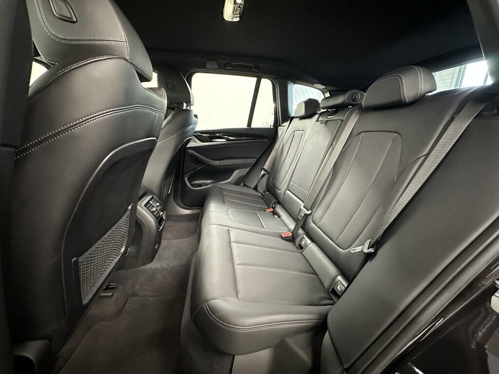 BMW X3 xdrive20d mhev 48V auto