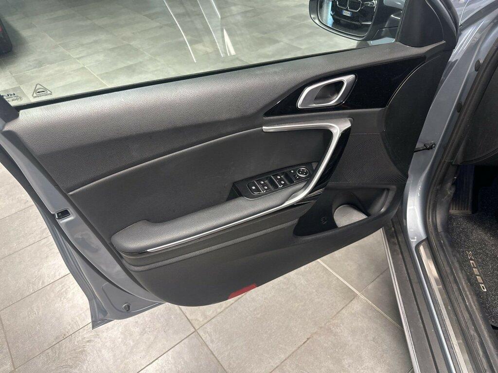 Kia Xceed 1.6 gdi phev Evolution 141cv dct