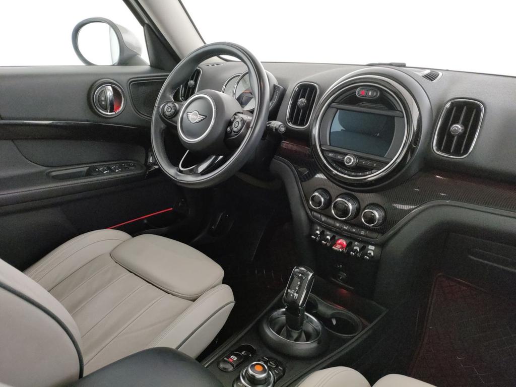 Mini Cooper SD Countryman 2.0 TwinPower Turbo Cooper SD Business Steptronic