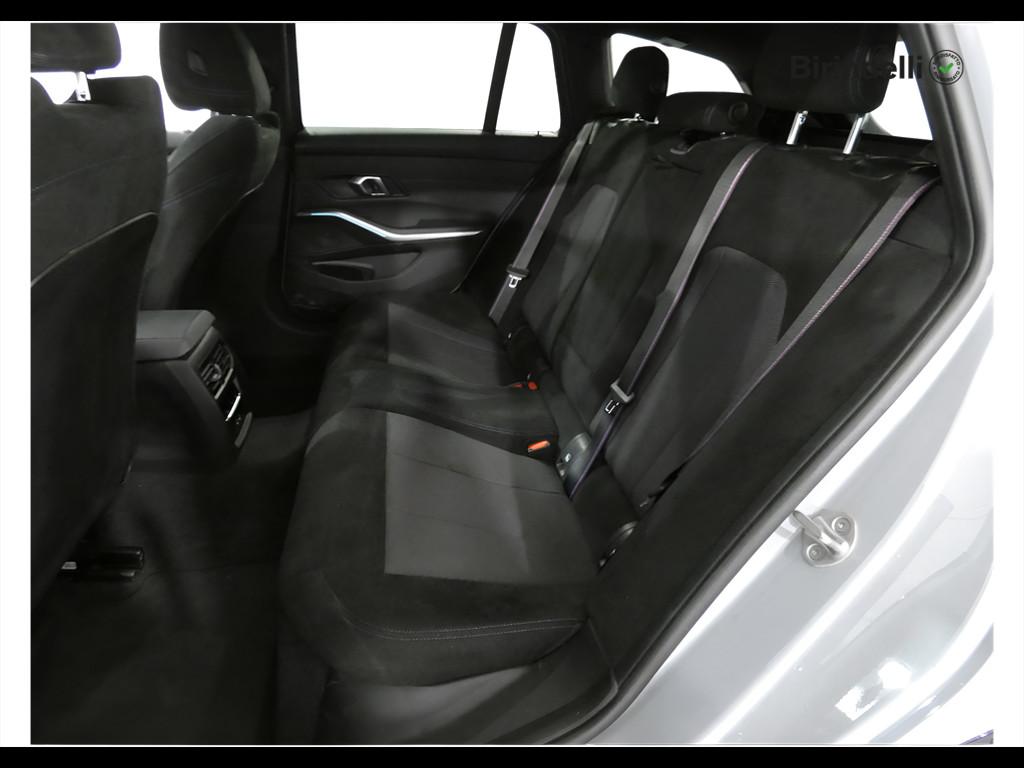 BMW Serie 3 318d Touring mhev 48V auto