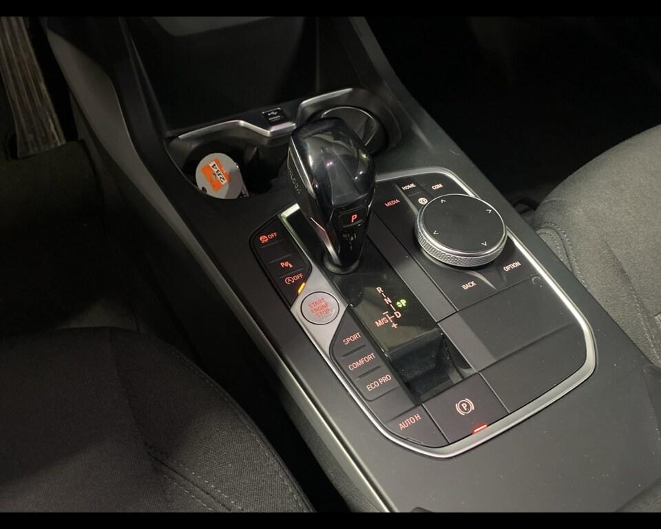 BMW Serie 1 116d Advantage auto