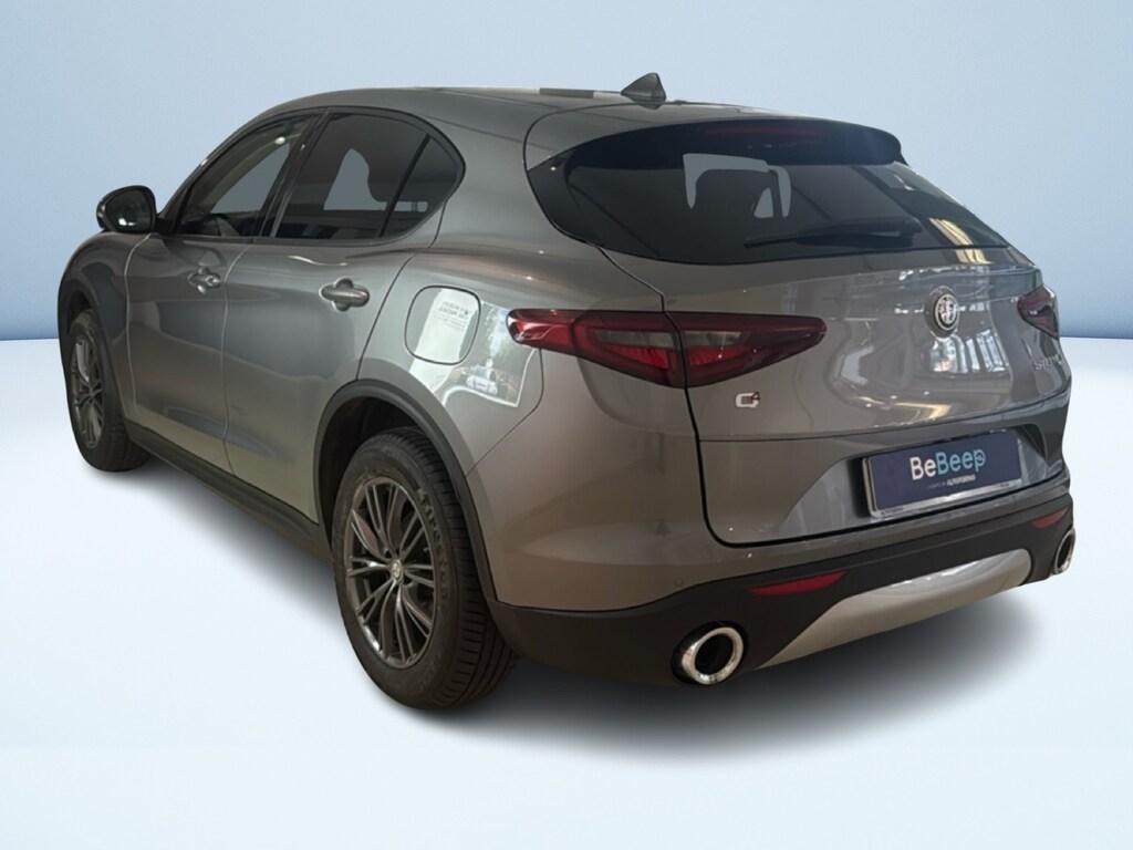 Alfa Romeo Stelvio 2.2 t Executive Q4 210cv auto