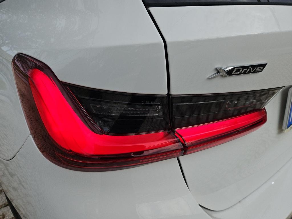 BMW Serie 3 320d Touring mhev 48V Msport xdrive auto