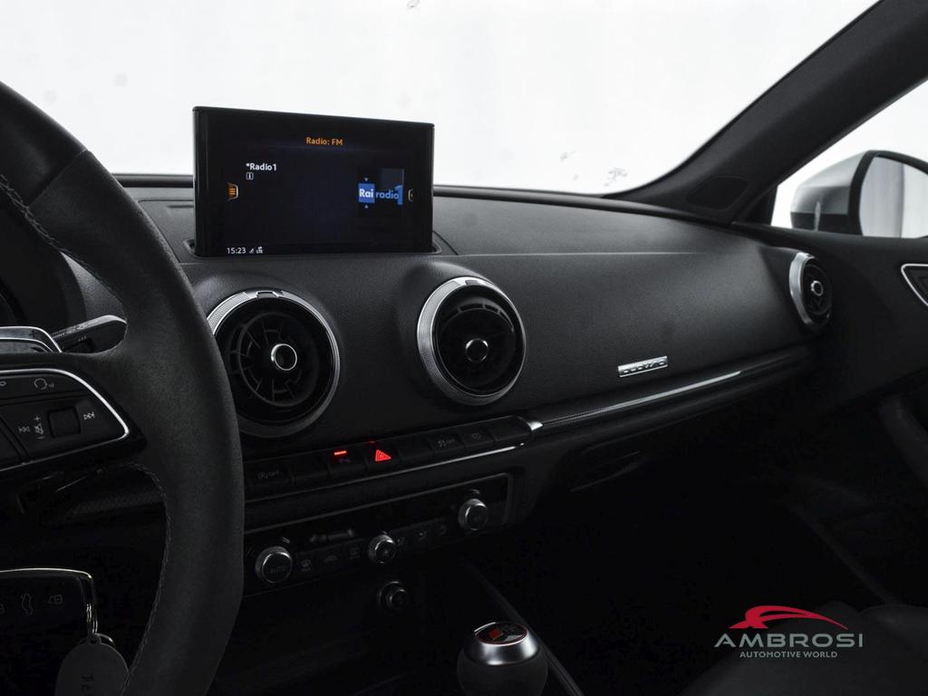 Audi RS3 Sportback 2.5 tfsi quattro s-tronic