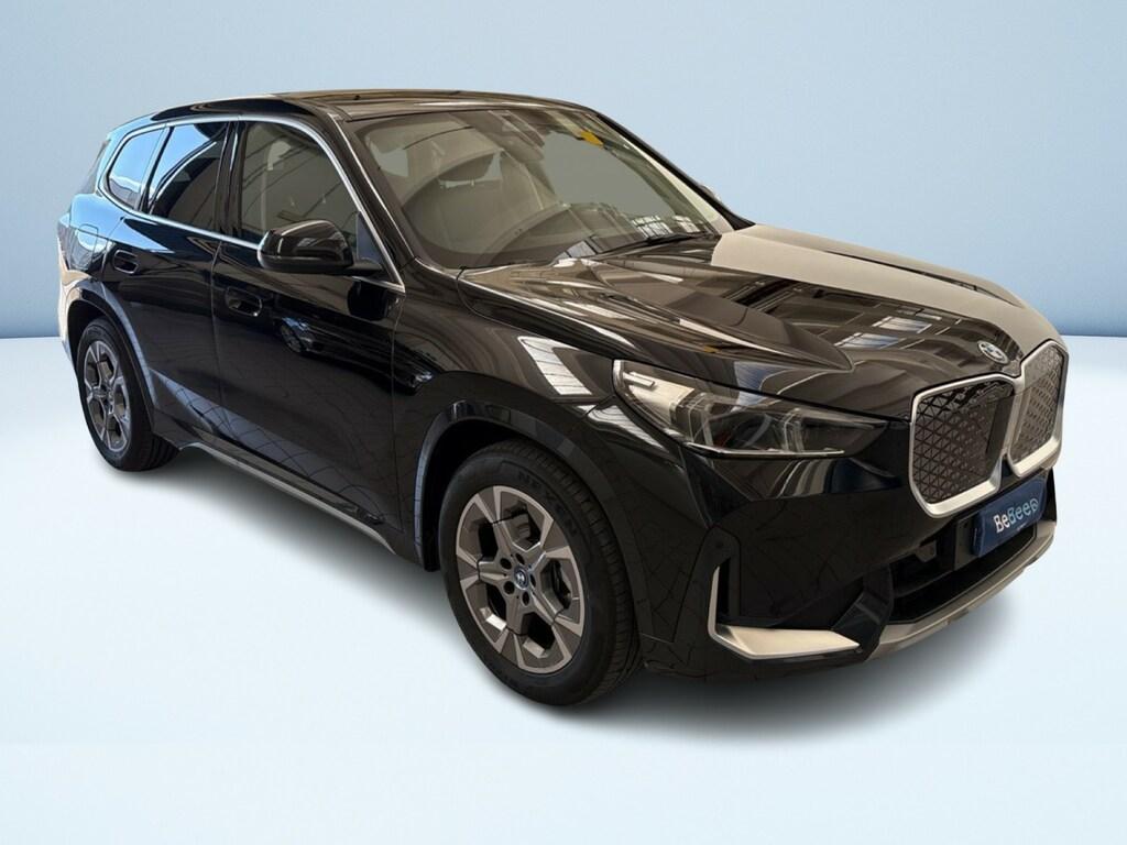BMW iX1 edrive 20 X-Line