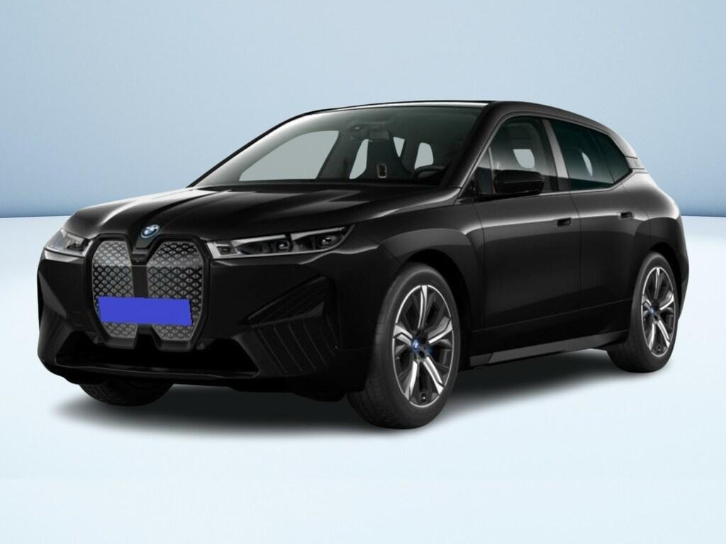 BMW iX xdrive50 pacchetto sportivo