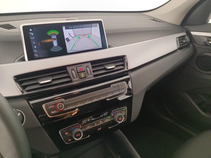BMW X1 sdrive18i Advantage 136cv