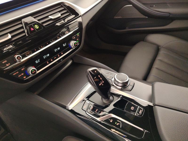 BMW Serie 5 530e Touring xdrive Msport auto