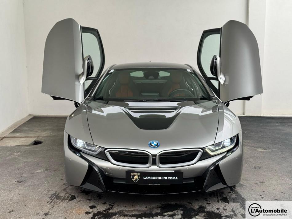 BMW i8 Coupe 1.5 auto