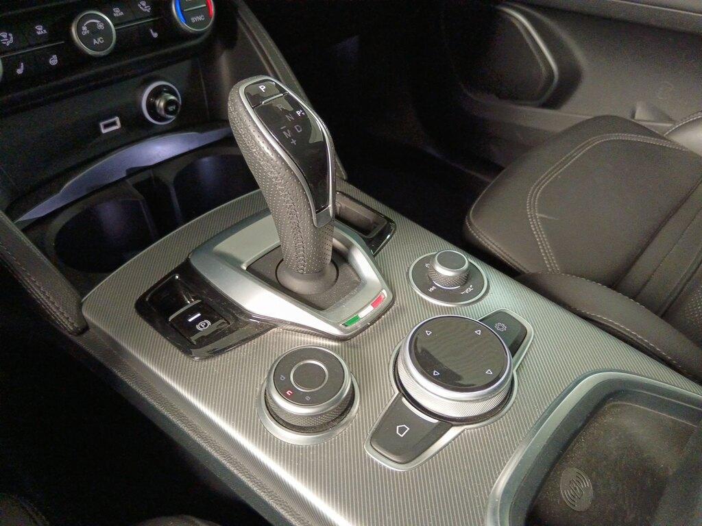 Alfa Romeo Stelvio 2.2 t Veloce Q4 210cv auto