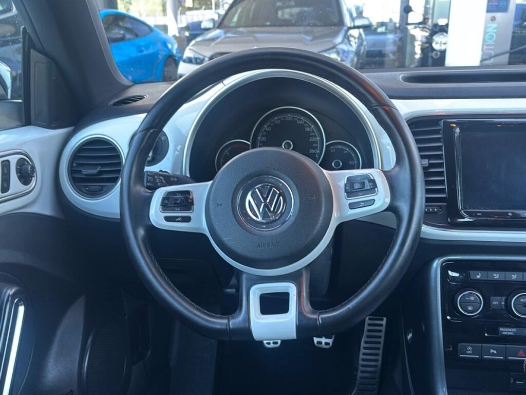 Volkswagen Maggiolino Cabrio 2.0 tdi Design 110cv