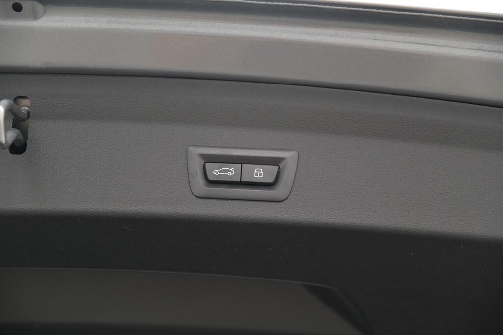 BMW Serie 1 120d 48V auto