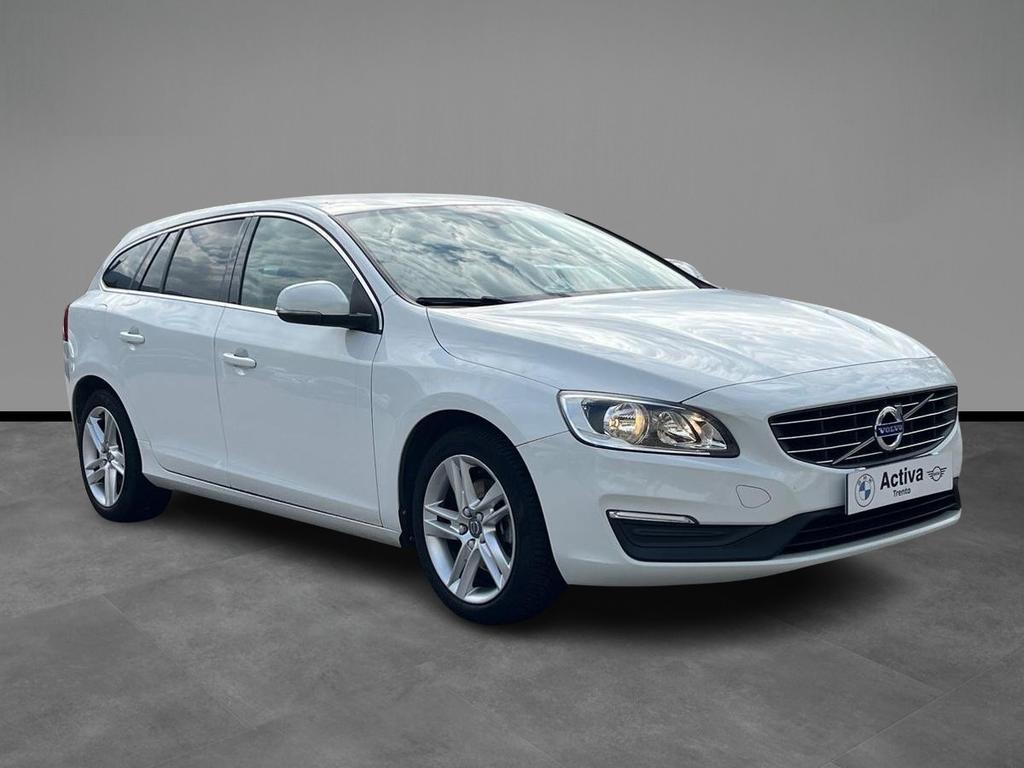 Volvo V60 2.0 D3 Momentum geartronic