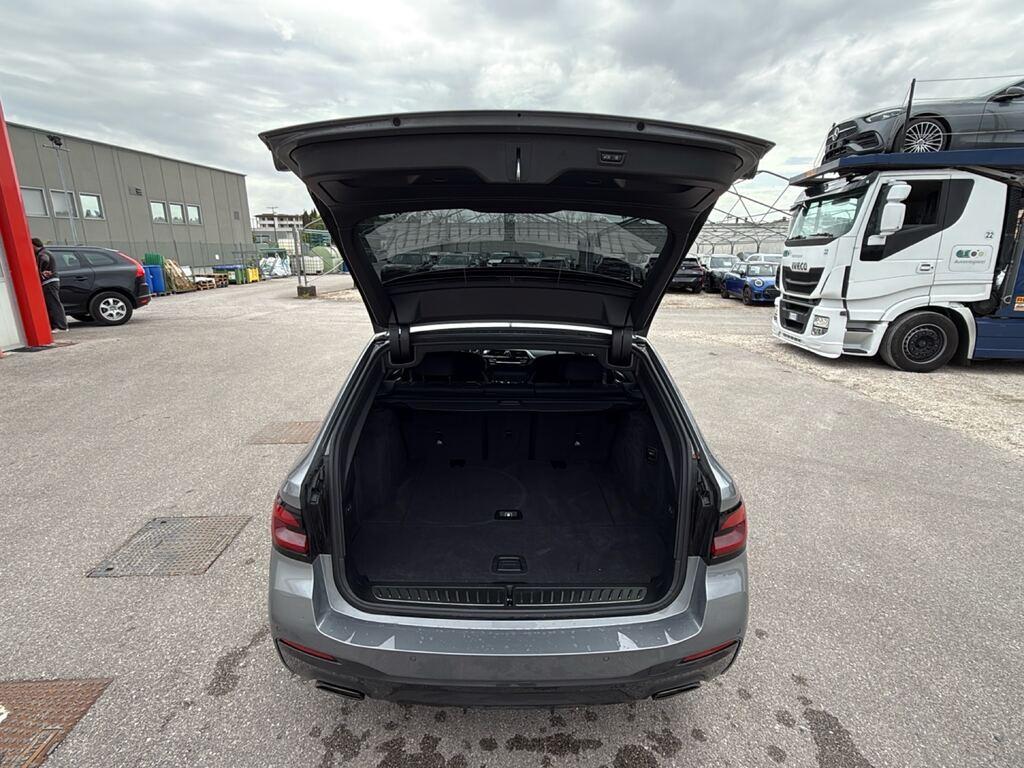 BMW Serie 5 520d Touring mhev 48V xdrive Msport auto