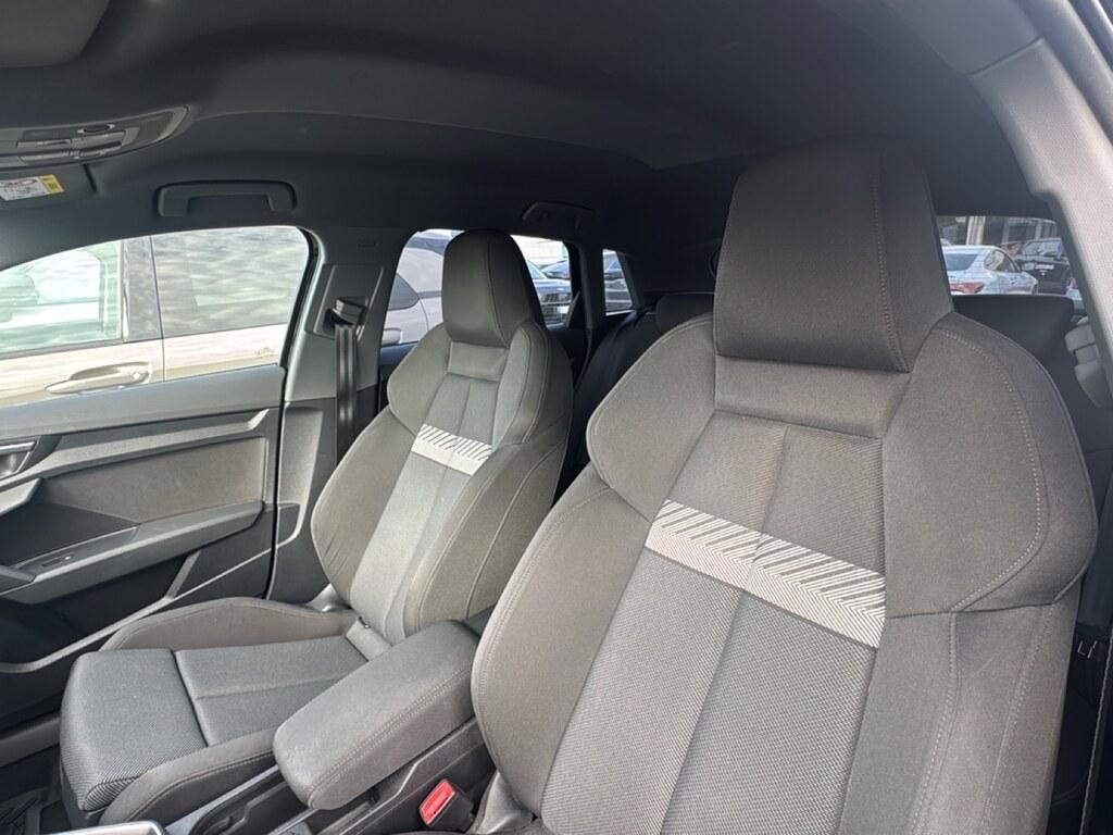 Audi A3 Sportback 35 1.5 tfsi mhev Business Advanced s-tronic