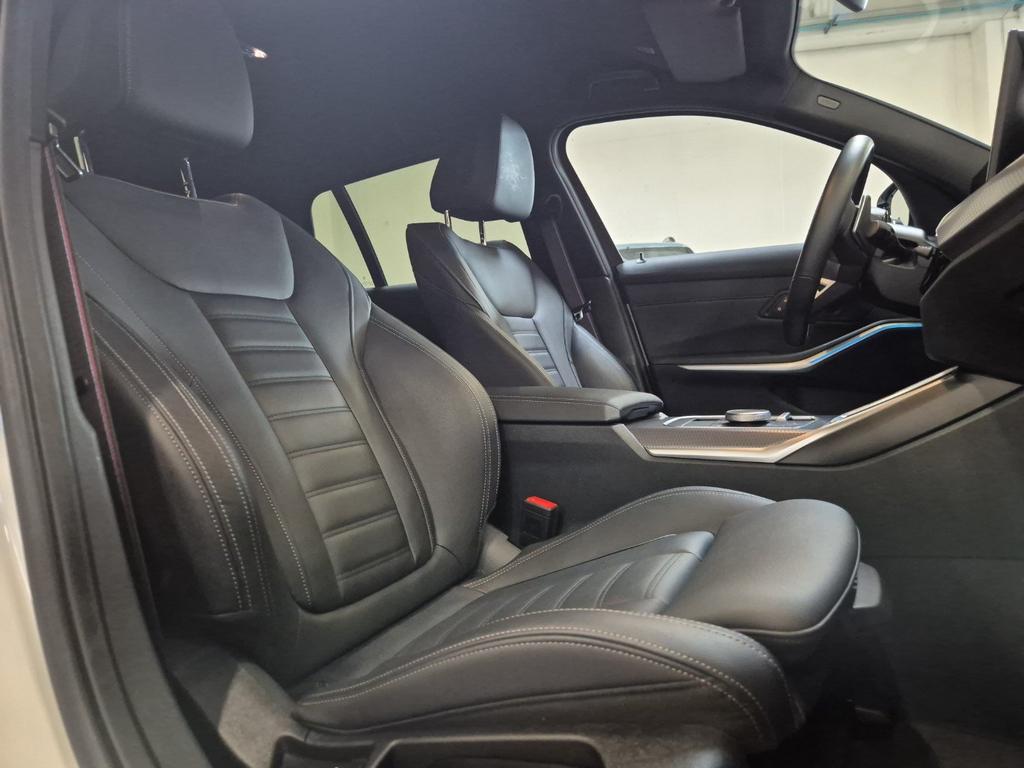 BMW Serie 3 320d Touring mhev 48V Msport xdrive auto