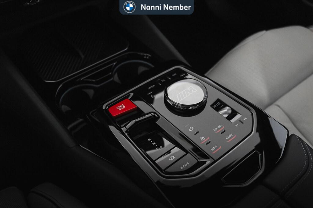 BMW M5 Touring 4.4 727cv auto