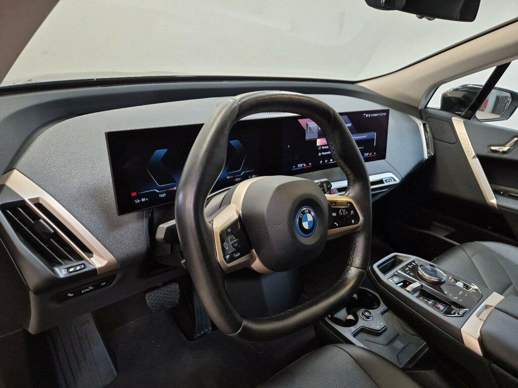 BMW iX xdrive50 pacchetto sportivo