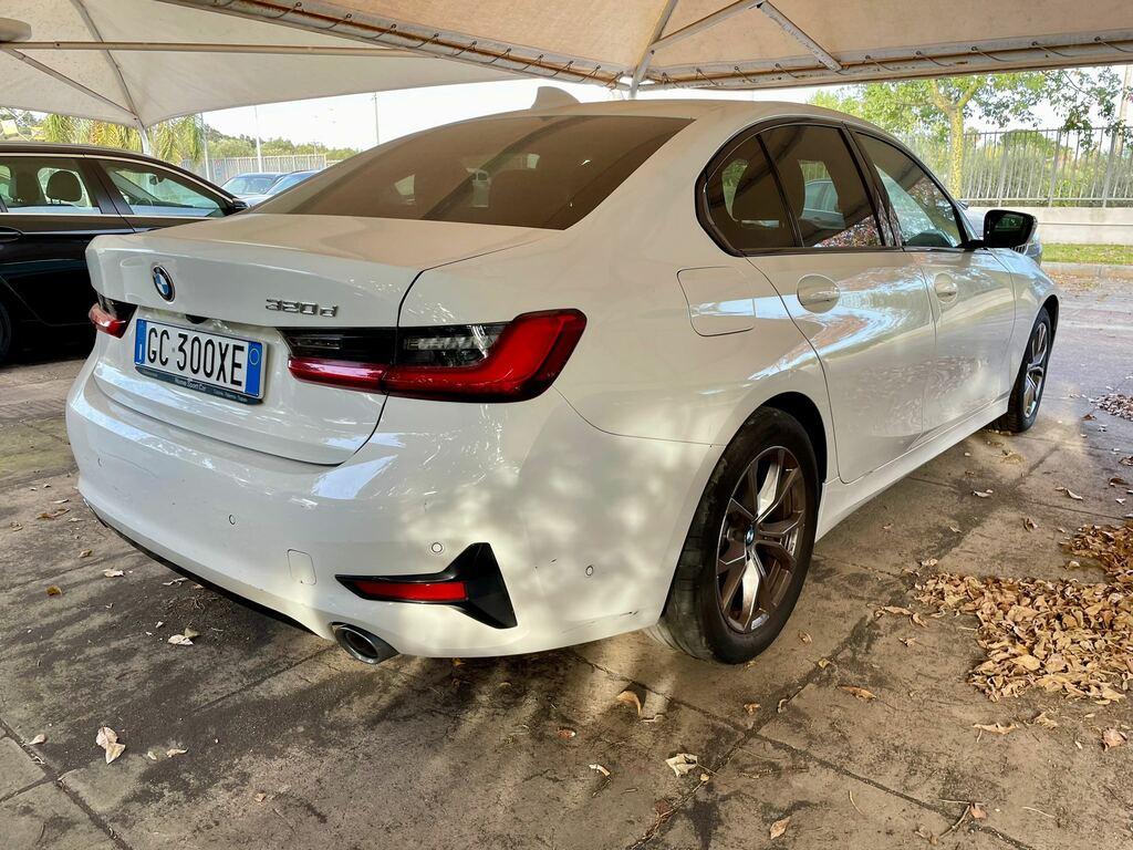 BMW Serie 3 320d mhev 48V Sport auto