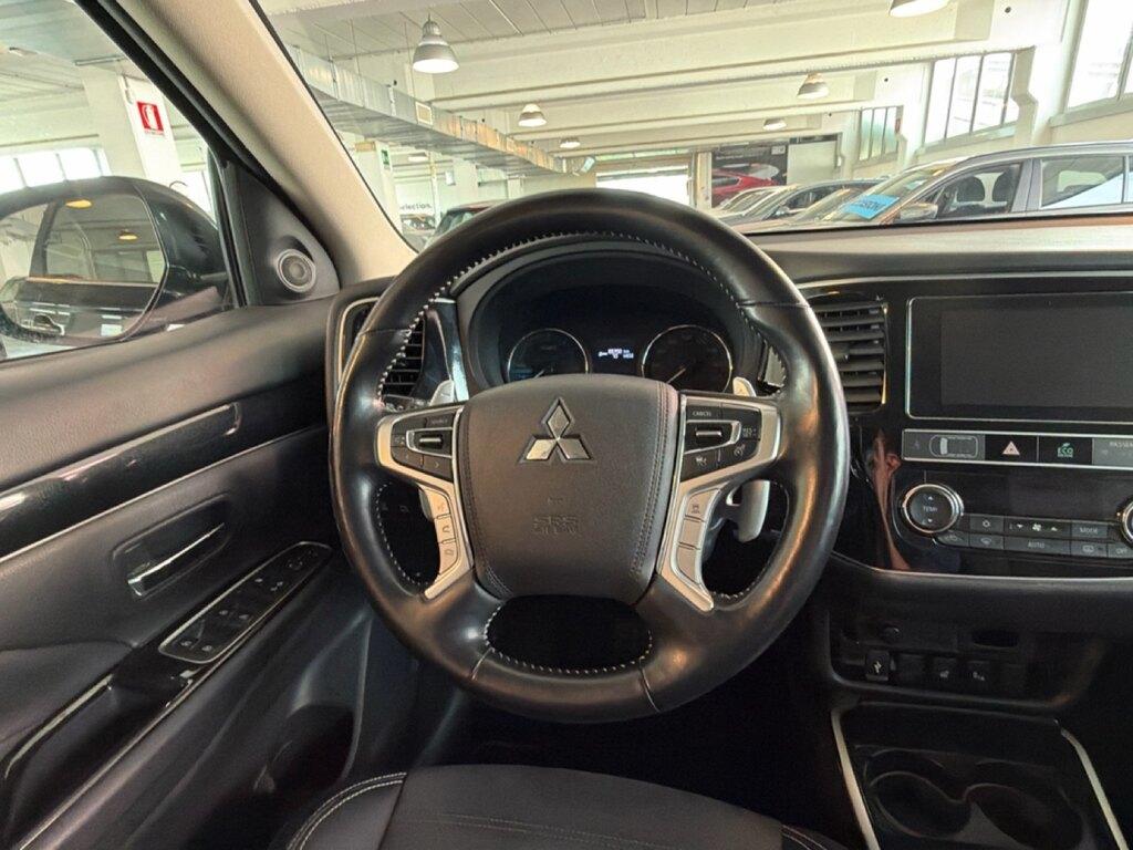 Mitsubishi Outlander phev 2.4 Instyle Plus 4wd