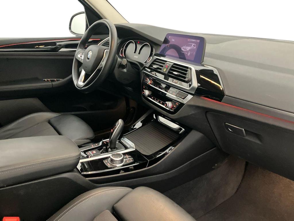 BMW X3 xdrive20d mhev 48V xLine auto