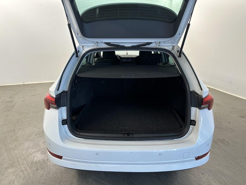 Skoda Octavia Wagon 1.5 g-tec Executive 130cv dsg