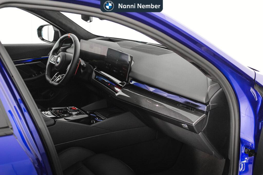 BMW M5 4.4 727cv auto