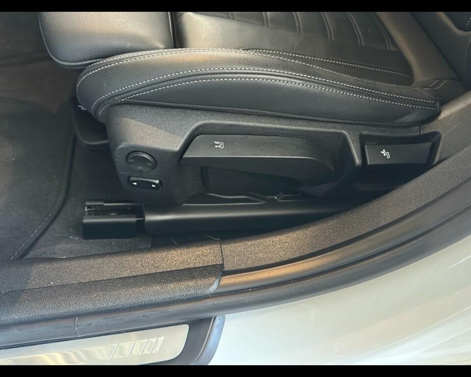 BMW Serie 3 320d Touring mhev 48V xdrive M Sport Pro auto