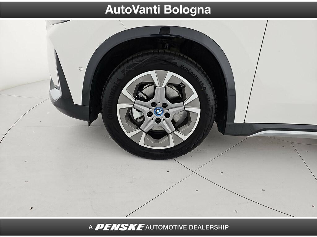 BMW iX1 edrive 20 X-Line