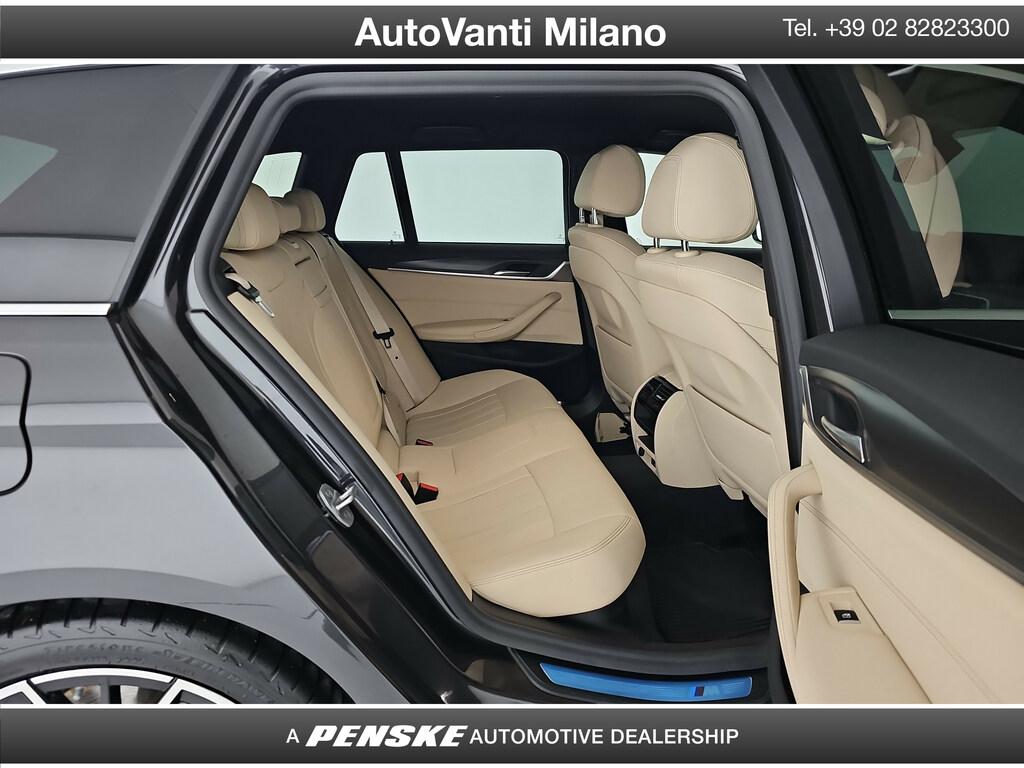 BMW Serie 5 530d Touring mhev 48V xdrive Msport auto