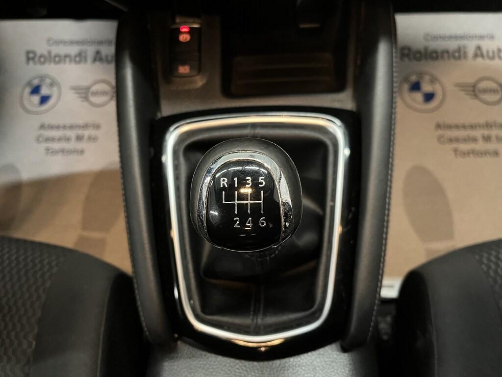 Nissan Qashqai 1.5 dci Visia 115cv