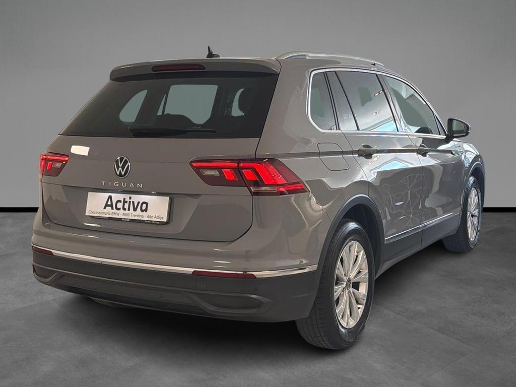 Volkswagen Tiguan 2.0 tdi scr Life 150cv dsg