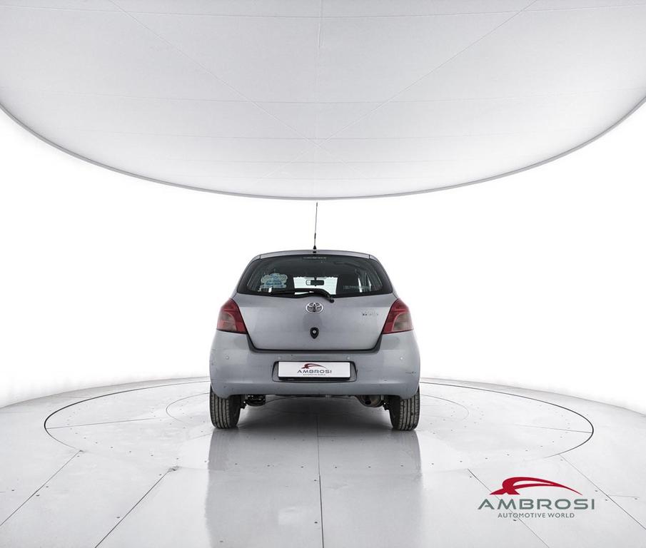 Toyota Yaris 1.3 Sol 5p