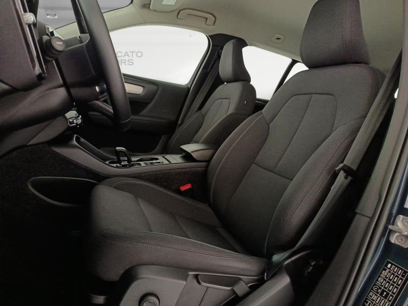 Volvo XC40 1.5 T3 Momentum Pro 163cv my21