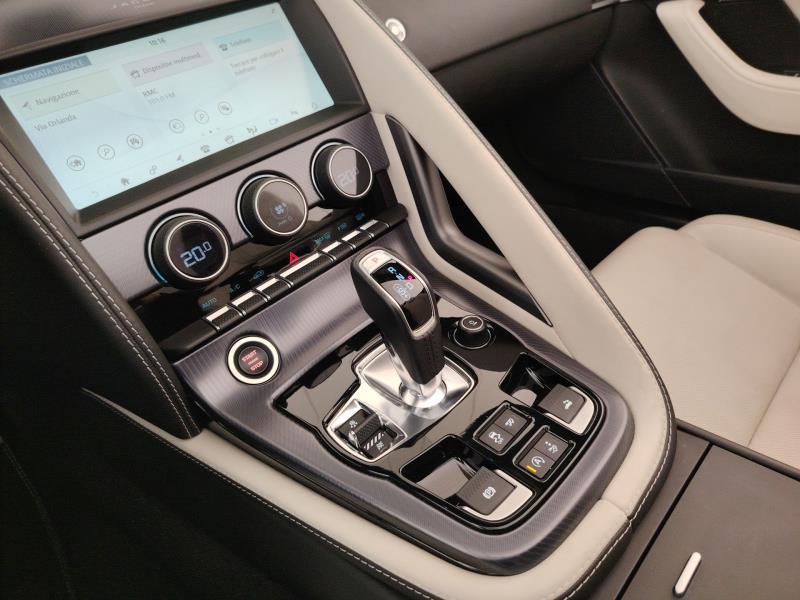 Jaguar F-Type Cabrio 2.0 i4 R-Dynamic rwd 300cv auto