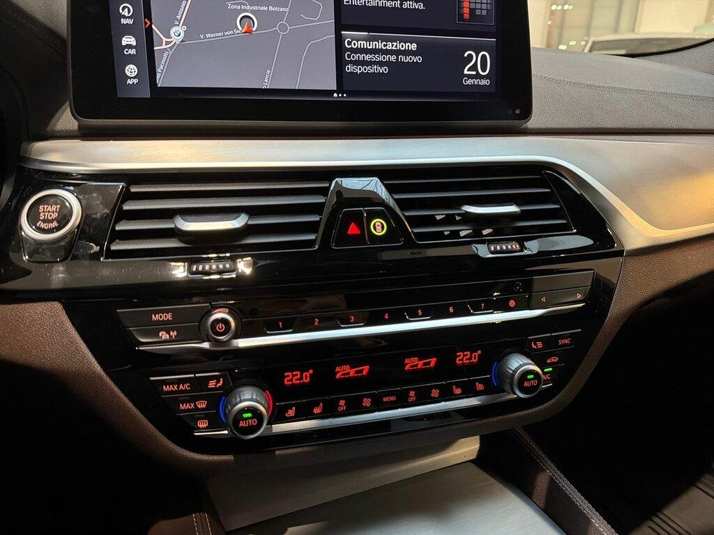 BMW Serie 5 530d mhev 48V xdrive Luxury auto