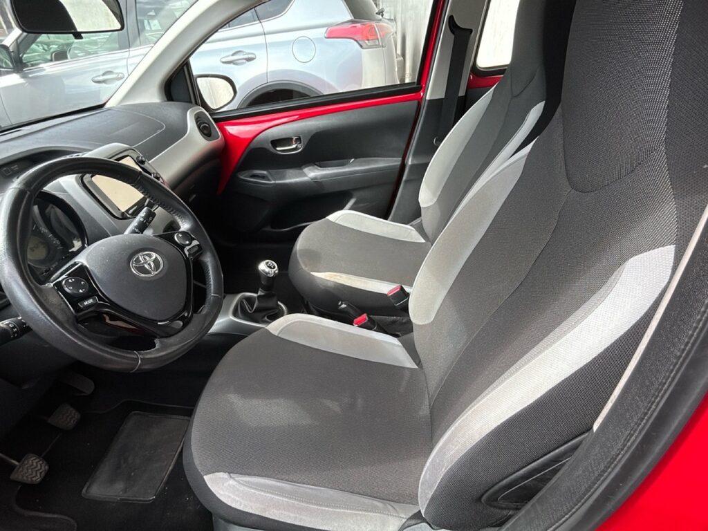 Toyota Aygo 1.0 x-play 5p my15