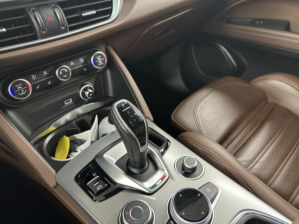 Alfa Romeo Stelvio 2.2 t Veloce Q4 210cv auto