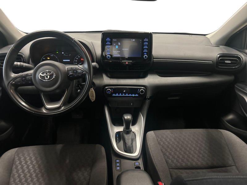 Toyota Yaris 1.5 hybrid Business